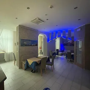 Montecarlo 3*, Milano Italia